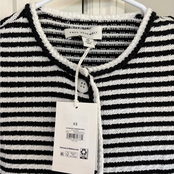 Striped Black and White Button-Front Women's Cardigan - Picture 4 of 4
